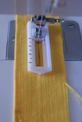 پایه ی جادکمه چرخ خیاطی رز 
